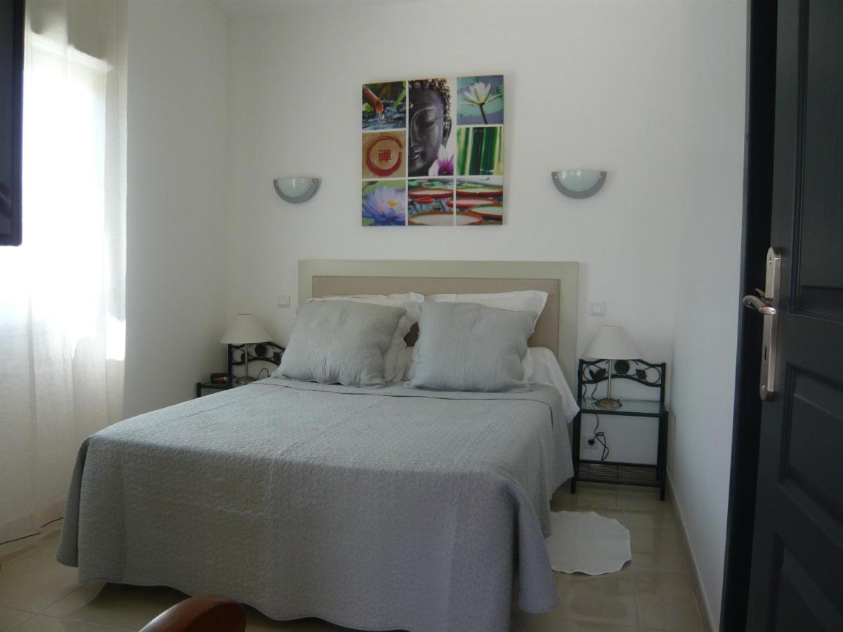 Locations Des Alpilles Apartamento Saint-Rémy-de-Provence Exterior foto