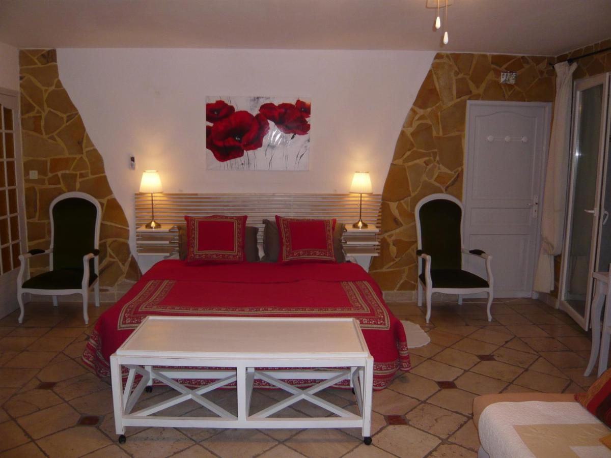 Locations Des Alpilles Apartamento Saint-Rémy-de-Provence Exterior foto