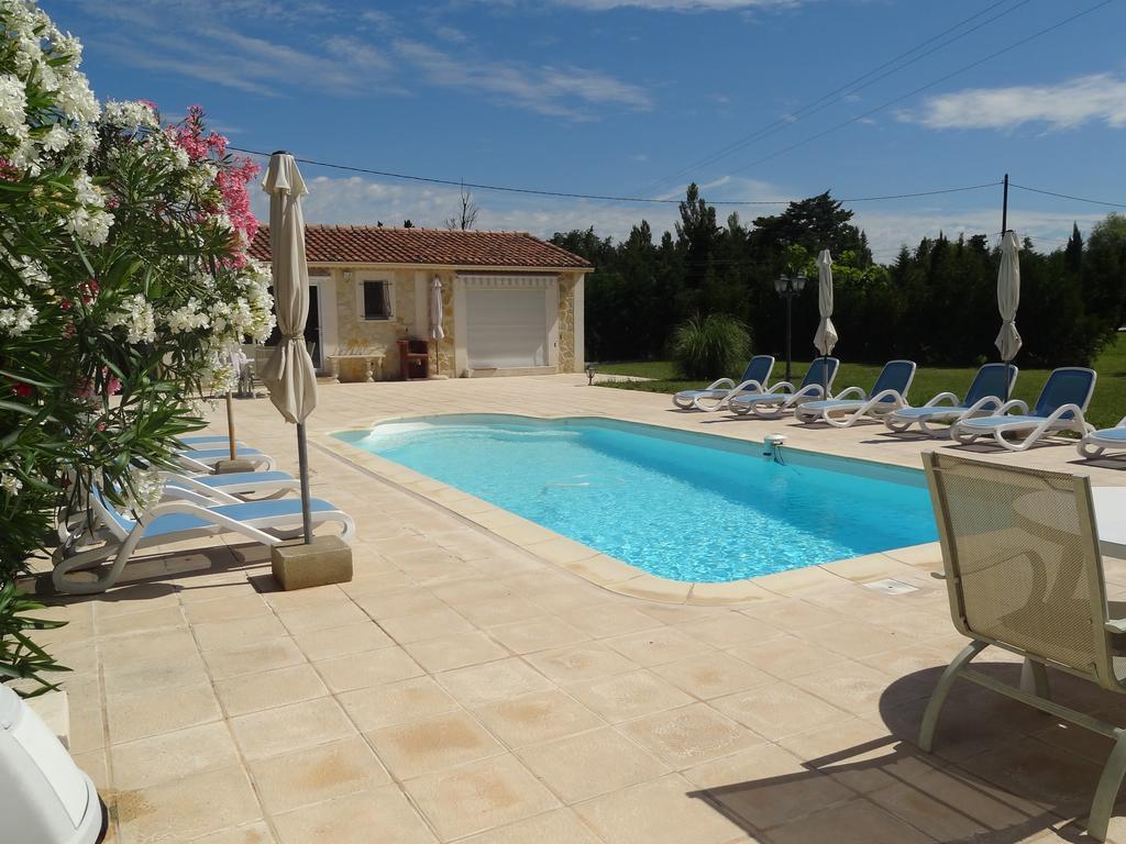 Locations Des Alpilles Apartamento Saint-Rémy-de-Provence Quarto foto