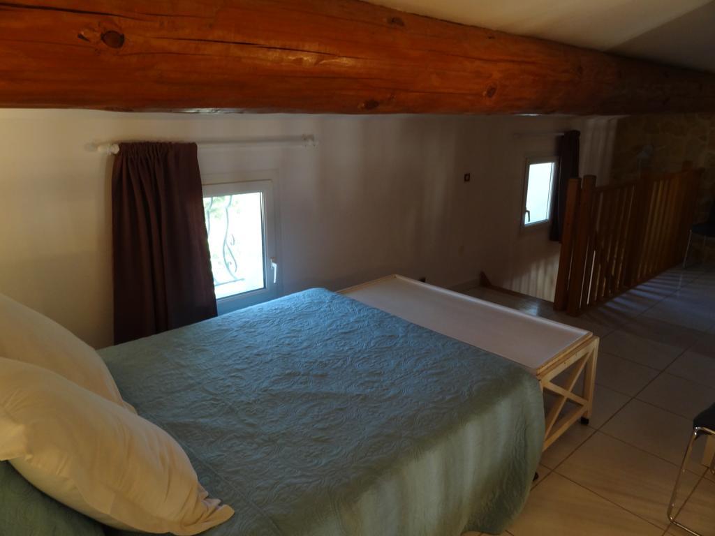 Locations Des Alpilles Apartamento Saint-Rémy-de-Provence Exterior foto