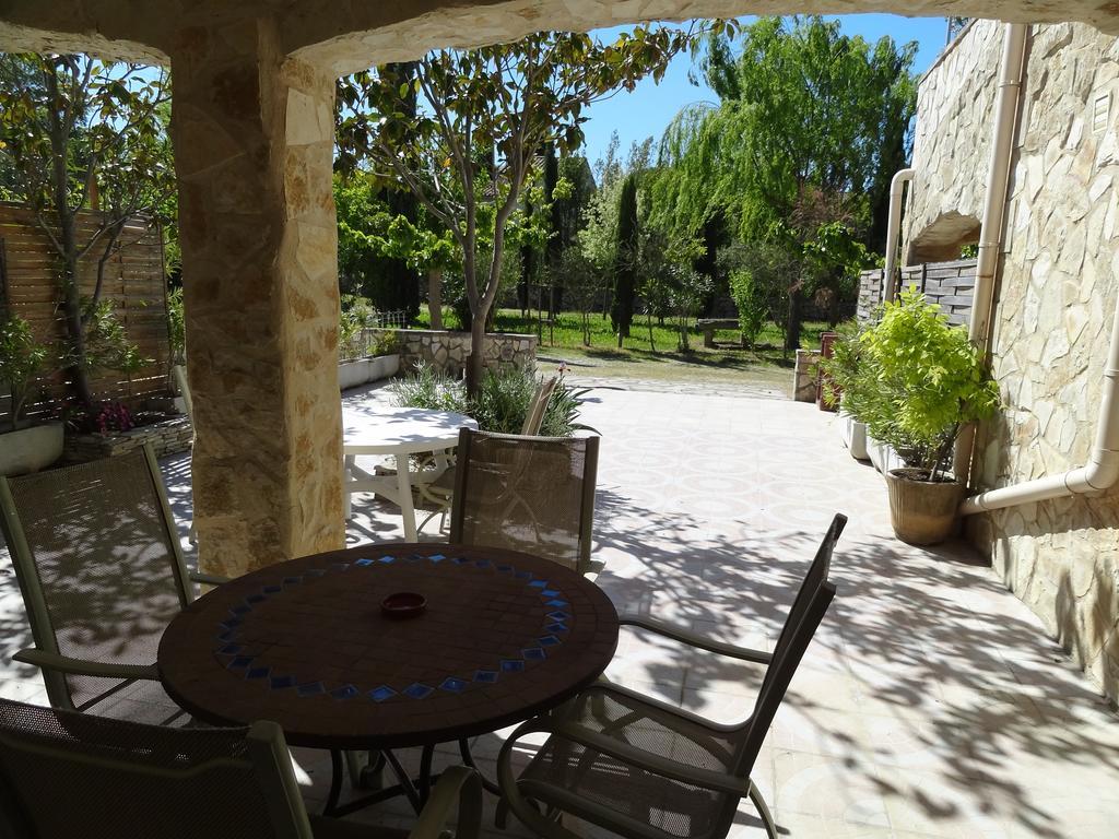 Locations Des Alpilles Apartamento Saint-Rémy-de-Provence Exterior foto