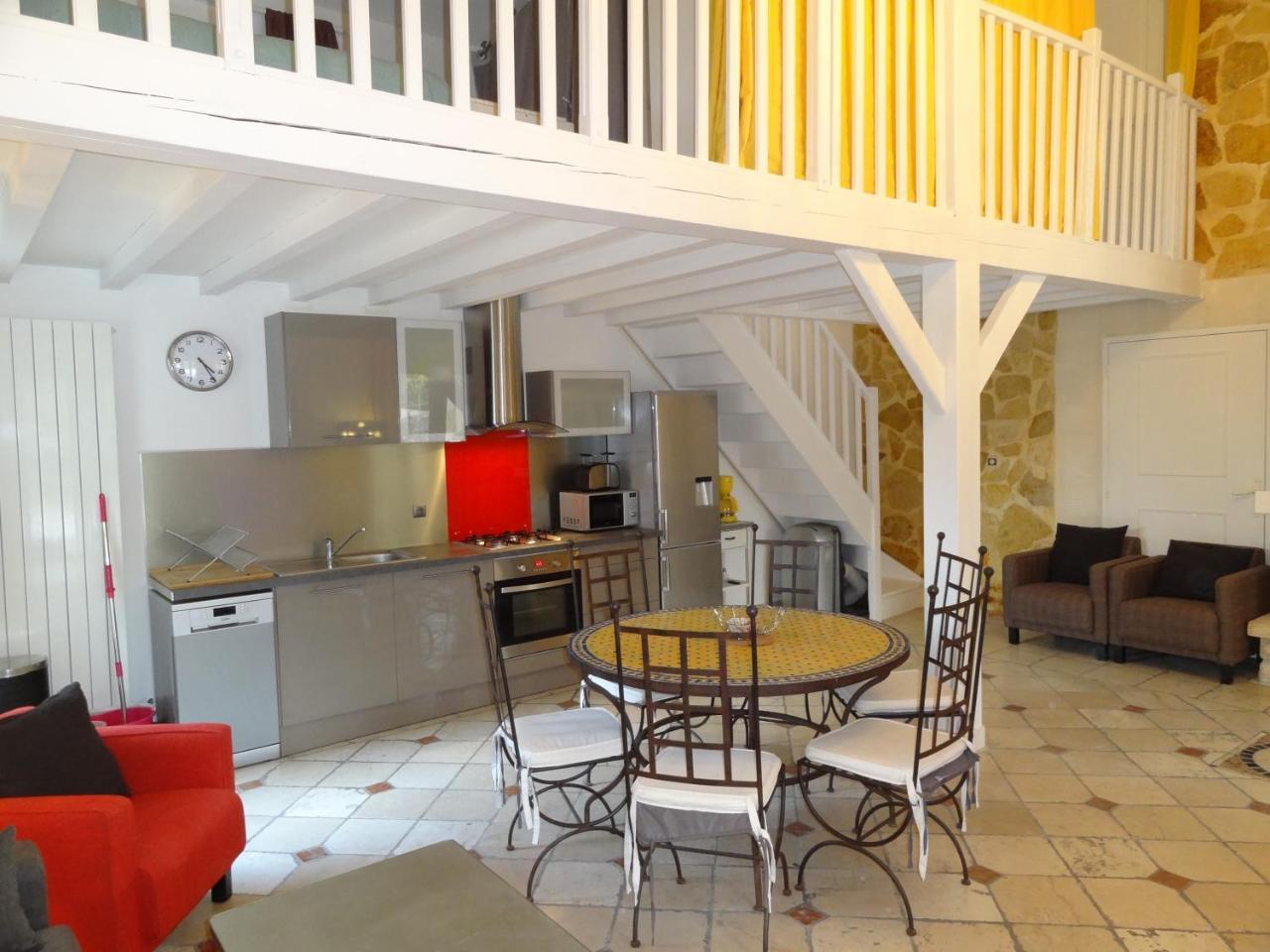 Locations Des Alpilles Apartamento Saint-Rémy-de-Provence Exterior foto