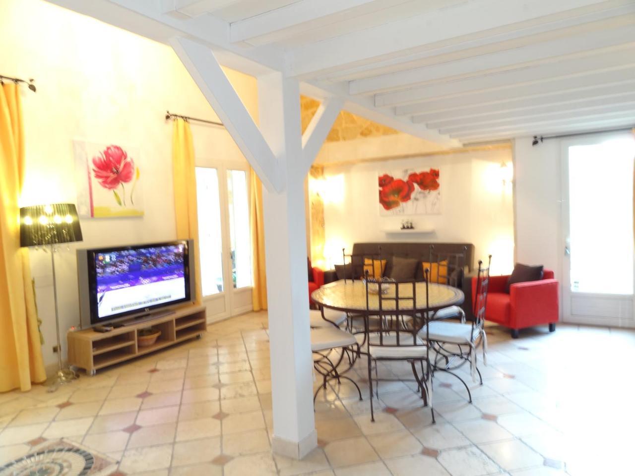 Locations Des Alpilles Apartamento Saint-Rémy-de-Provence Exterior foto