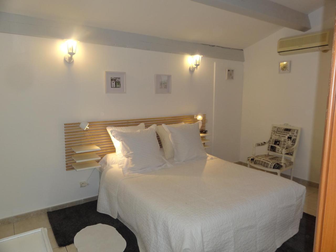 Locations Des Alpilles Apartamento Saint-Rémy-de-Provence Exterior foto