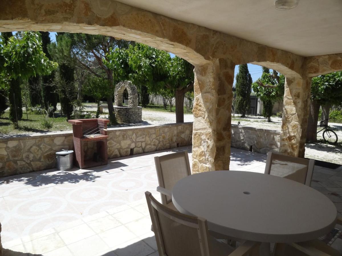 Locations Des Alpilles Apartamento Saint-Rémy-de-Provence Quarto foto